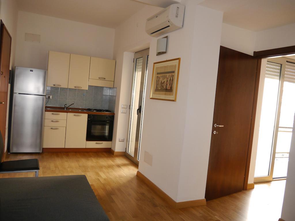 Cagliari Holiday Apartments Стая снимка